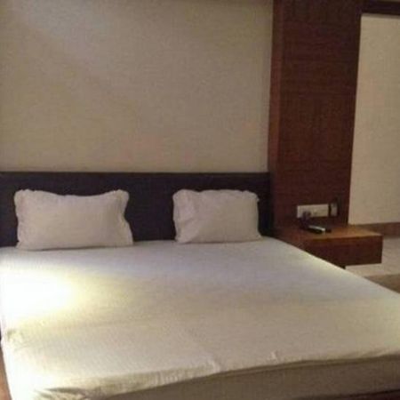 Hotel Tushtaya Residency Godda Экстерьер фото