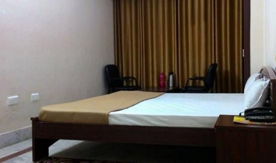 Hotel Tushtaya Residency Godda Экстерьер фото